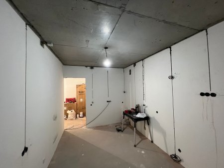Монтаж новой проводки в новостройке, двухкомнатная квартира